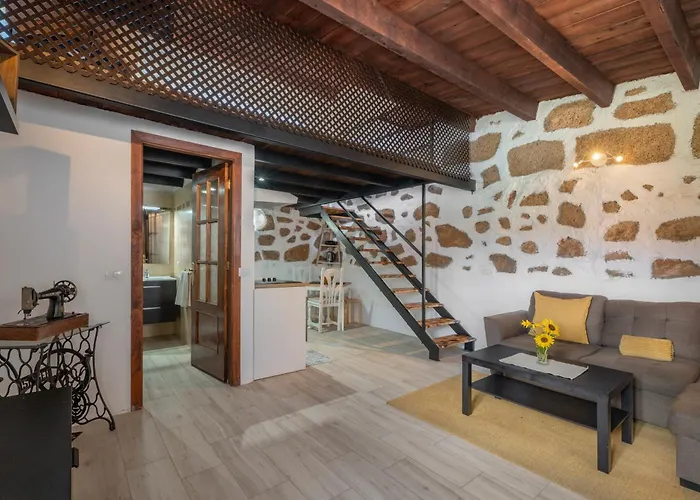 F Tamaide Lejlighed *